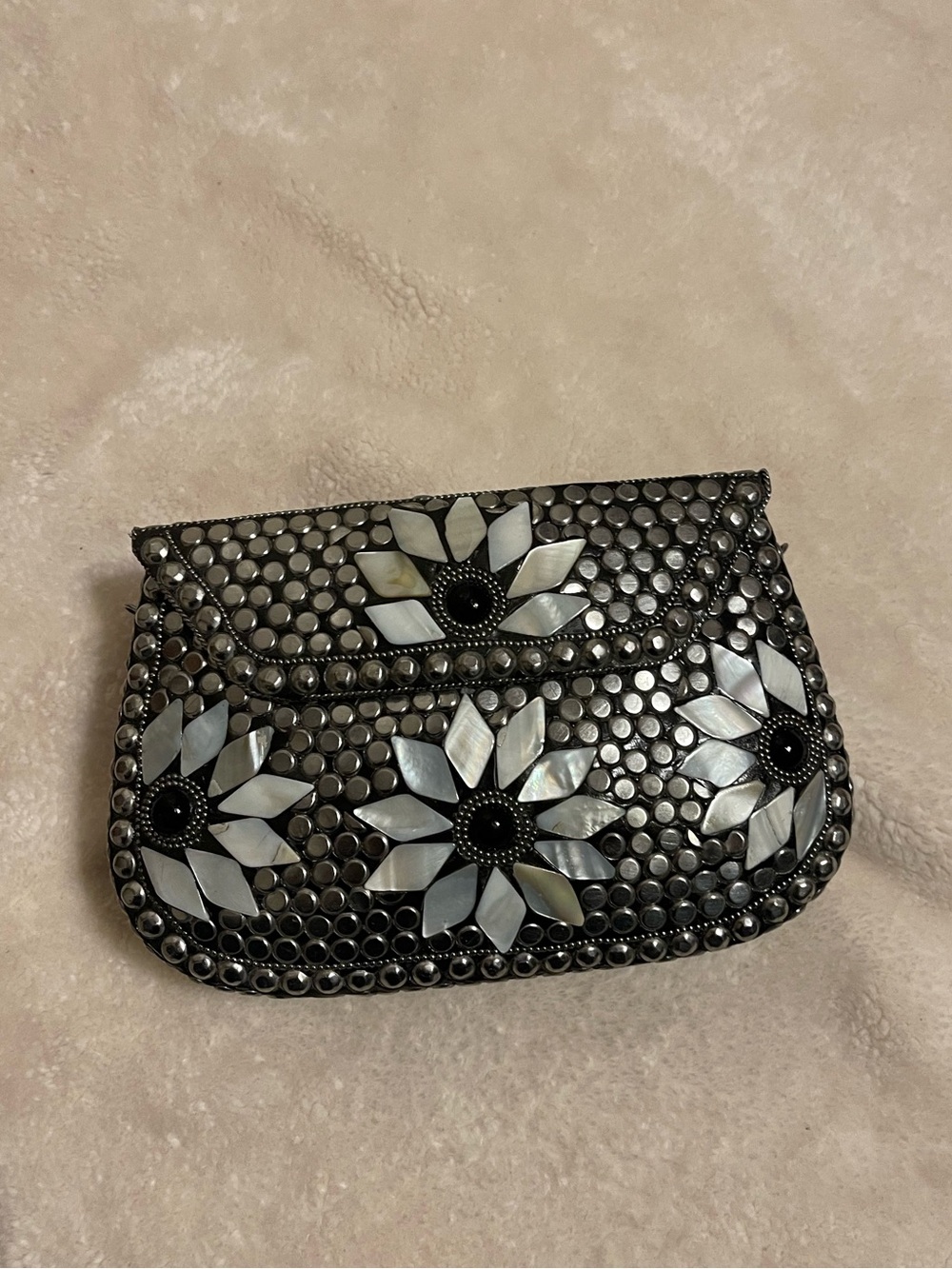 Antik Kraft clutch